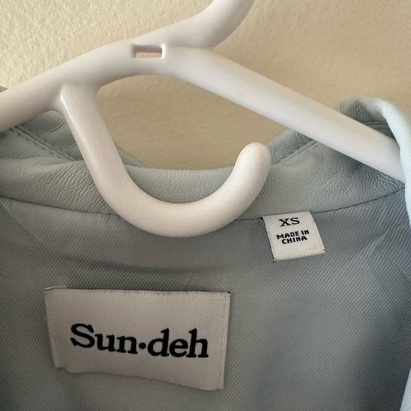 *SOLD* Sunday Best Aritzia Gabby Shirt Jacket XS - Picture 5 of 9